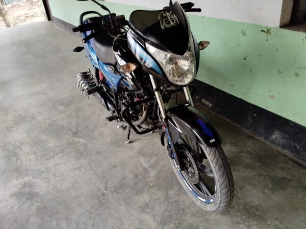 Hiro Ignitor 125 cc Modle Motorcycle Used for sale at Birganj in Dinajpur.