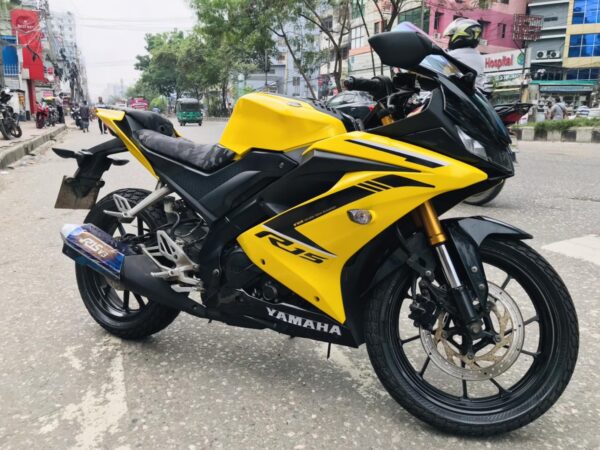 R15 v3 bumble 2019 official RAJDHANI MOTORS Sale at EAST RAMPURA in Dhaka-1219