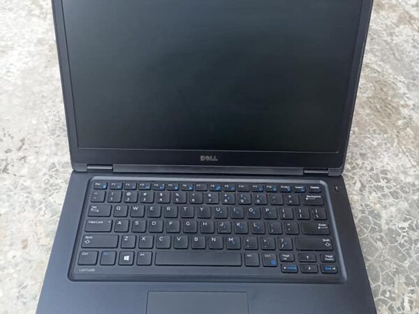 Dell Core i5 (6th gen) Model: Dell Latitude 5480 Laptop Used For Sale at New Market In Rajshahi.