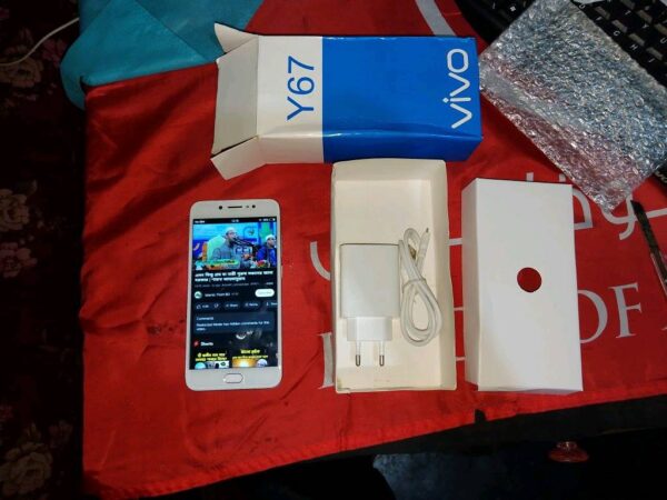 Vivo-Y67 Ram:6 Rom :128 ফোনটি বিক্রি করা হবে। শুধু মাত্র গাইবান্ধার মধ্যে।