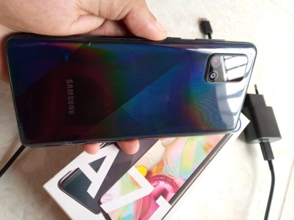 Samsung Galaxy A71 8/128 Used Mobile Phone For Sale in Gazipur chowrasta