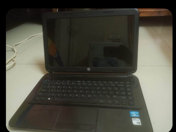 HP Cori3 Laptop Used For Sale at Mirpur 12 In Dhaka.