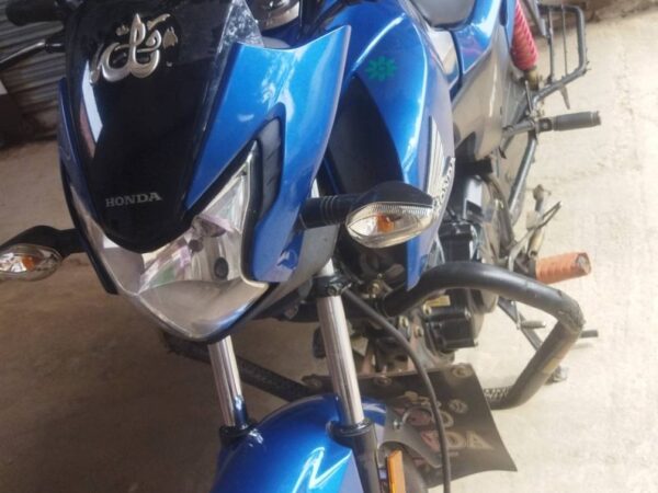 Honda_livo-2019 Model full fresh Used bike For Sale at Mithapukur In Rangpur.