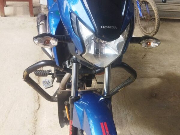 Honda_livo-2019 Model full fresh Used bike For Sale at Mithapukur In Rangpur.