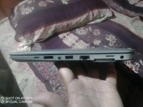 HP 820 G3 i5 6th feres leptob 8 Gb ram used for sale at Mithapukur in Rangpur.