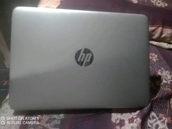 HP 820 G3 i5 6th feres leptob 8 Gb ram used for sale at Mithapukur in Rangpur.