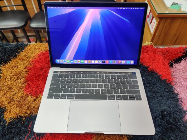 Apple MacBook Pro Core i5-Touch Bar Touch ID MacBook Pro 16GB RAM 1TB SSD For Sale In Gazipur .