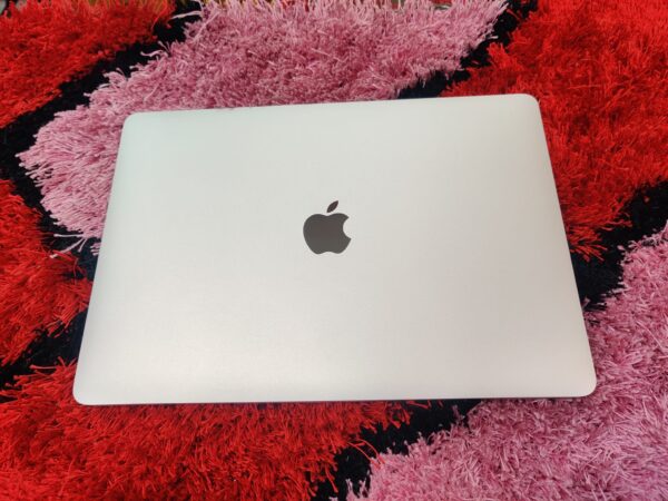 Apple MacBook Pro Core i5-Touch Bar Touch ID MacBook Pro 16GB RAM 1TB SSD For Sale In Gazipur .