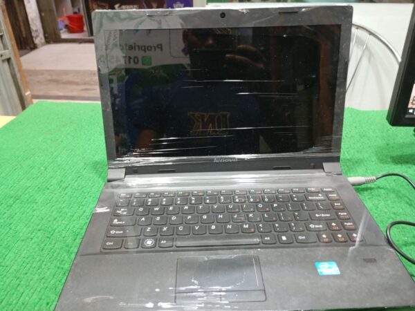 Lenovo B490 Core i3 3rd Gen 4GB RAM 500GB HDD 14″ Laptop Sale In Agrabad, Chittagong.