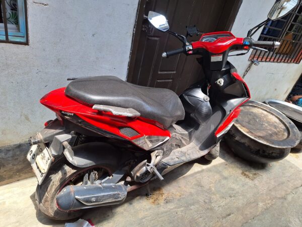 Itel Z Racing Addiction, 125 cc, Scooter Used For Sale at DEOBHOG PAKKA ROAD In Narayanganj.