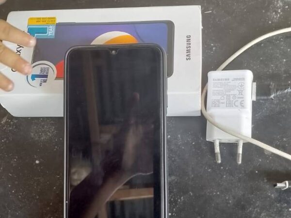 Samsung M12 Offical 6/128 Used for Sale at Pirganj in Rangpur.