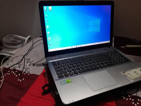 Asus x541u core i5-6th generation 8GB RAM+1TB HDD Used Laptop For Sale at Satmatha in Rangpur.