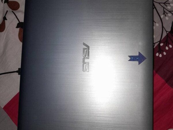 Asus x541u core i5-6th generation 8GB RAM+1TB HDD Used Laptop For Sale at Satmatha in Rangpur.