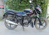 Discover 100 CC on test Used Motorcycle Sale For at Bhairav ​​Bus Stand In Dhaka.