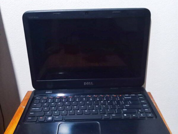 Dell Laptop i3 possessore full fresh 6gb ram 500gb hhd fast used for sale in headquarters Dinajpur