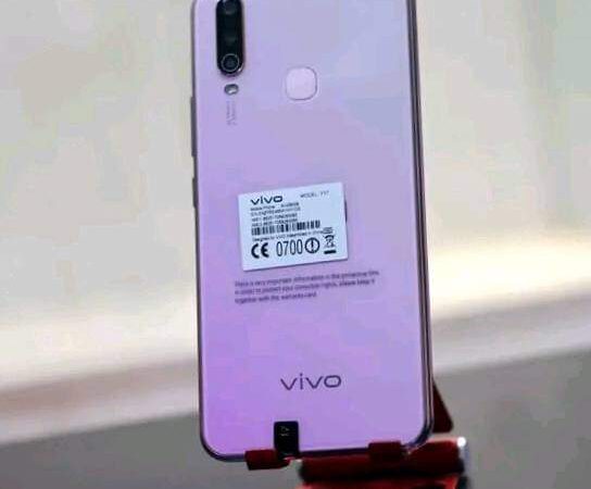 Vivo Y17 Mobile Phone For Sale at Padaganj Am Bazar/Rangpur Bus Terminal