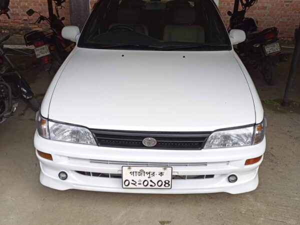 Toyota Corolla 100 (XL Limited) Car For Sale at Tongi Station Road in Dhaka