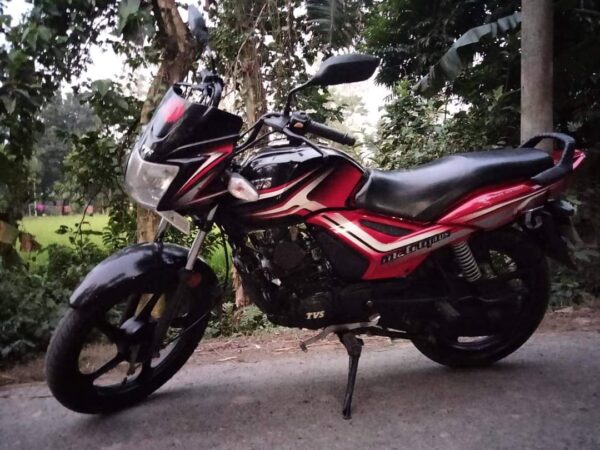 TVS Metro Plus Motorcycle For Sale at Jamalpur Sadar Digpait in Mymensingh.