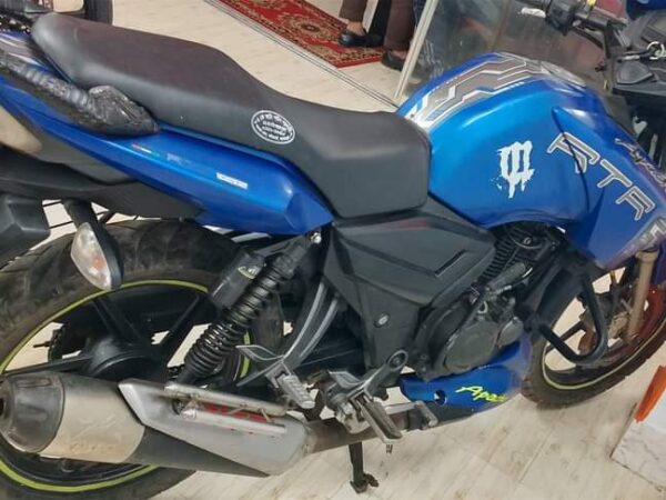 TVS Apache Rtr 150cc Motorcycle For Sale at Fakirhat Bazar Bagerhat in Khulna.