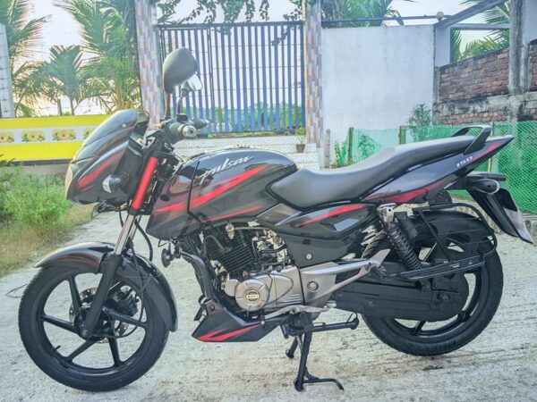 Bajaj Pulser Single Disk (2020 Model) Used Motorcycle Sale at Narail In Jashore.