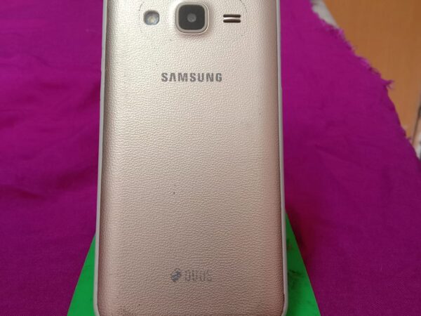 Samsung galaxy J2 Ram 1/8 Used Mobile Phone Used For Sale In Kamarpara, Rangpur.