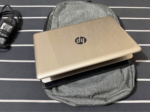 HP Core i5 Ram 8GB Gold Colour Used Laptop Sale at Kolabagan Residential Area Dhanmondi In Dhaka.