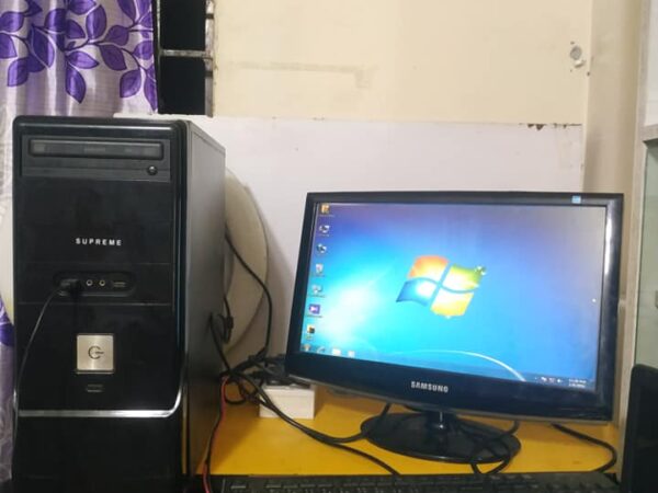 19 inchi samsung monitor for sell In dhaka mirpur 11.