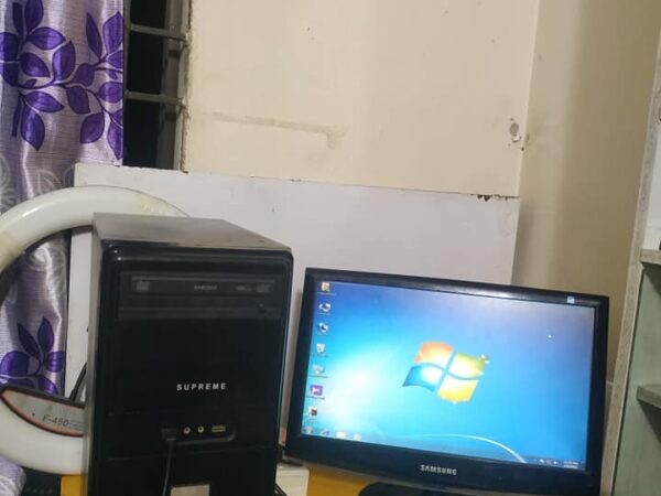 19 inchi samsung monitor for sell In dhaka mirpur 11.