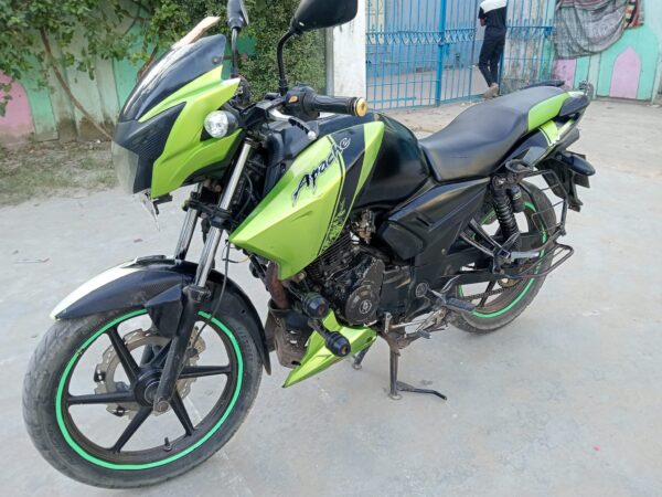 Apache RTR 150 cc Modal Used Motorcycle Sale at Bhairav ​​Bazar In Dhaka.