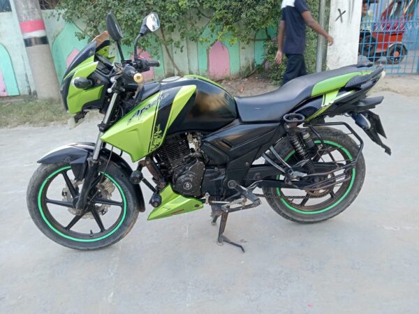 Apache RTR 150 cc Modal Used Motorcycle Sale at Bhairav ​​Bazar In Dhaka.