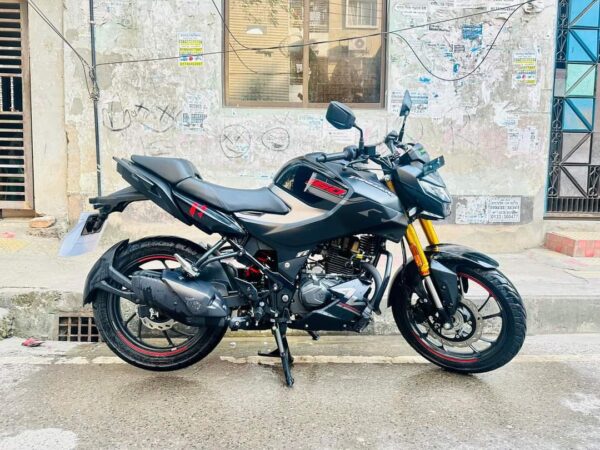 Hero Thriller 4v FI Abs 2024 Motorcycle For Sale at Mirpur -12 in Dhaka