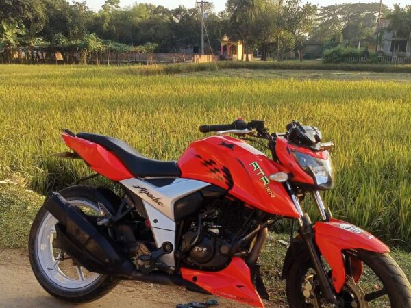 TVS Apache Rtr 160cc Motorcycle For Sale at Boldighat Bazar Sreepur Gazipur in Dhaka.