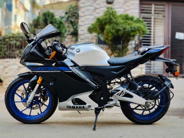 Yamaha R15 M (Bs7) Carbon 2024 Motorcycle For Sale at Wari, Puran Dhaka.