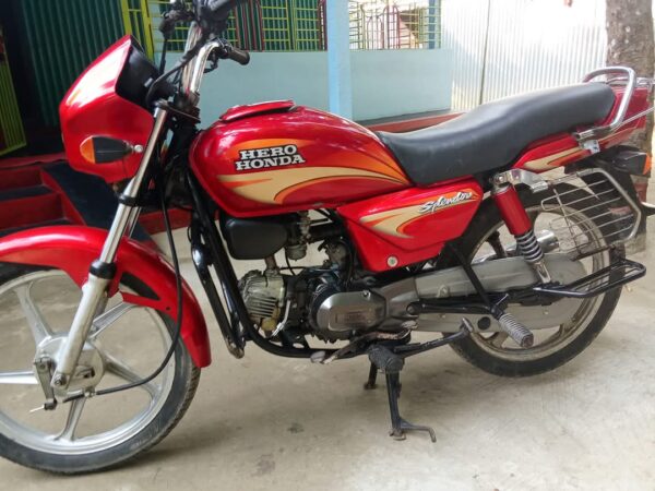 Hero Splender 100cc Motorcycle For Sale at Mahera Tangail in Dhaka.