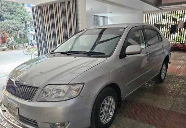 Toyota Corolla 2005 Car For Sale at Mirpur-2 Water Tank in Dhaka.