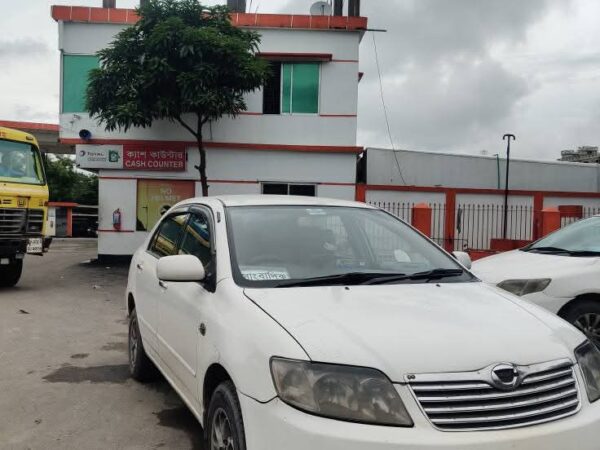 Toyota X Corolla 2004 Car For Sale at Demra Staf Quarter in Dhaka.