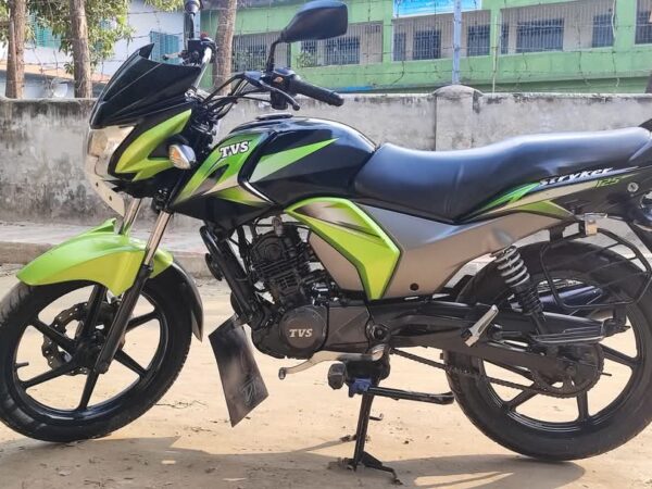 TVS Stryker 125cc Motorcycle For Sale at West Bania Khamar in Khulna.