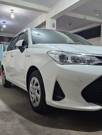 Toyota Axio HYBRID G 2019for sale in Baridhara, Dhaka