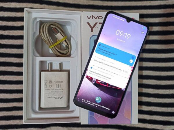 Vivo Y75 Ram/Rom 8/128 GB Modal Used mobile Phone Sale In Dinajpur Sador.