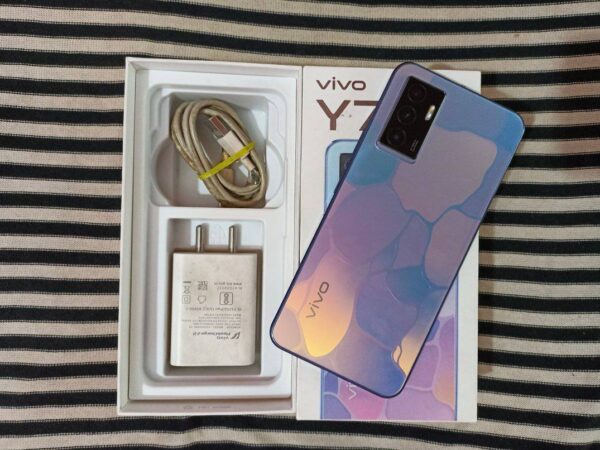 Vivo Y75 Ram/Rom 8/128 GB Modal Used mobile Phone Sale In Dinajpur Sador.