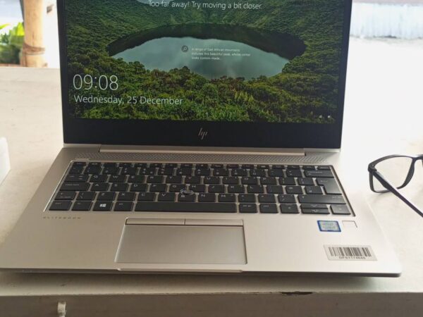 HP Touch Screen Display Core i7-8th Generation 16 GB Ram Modal Used Laptop Sale In Faridpur.