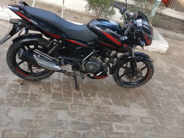 Bajaj Pulsar Single Disc 150cc Motorcycle For Sale at Kalihati Tangail in Dhaka.