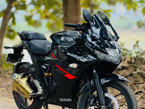 Suzuki Gixxer SF DD Motorcycle For Sale at Tangail in Dhaka.