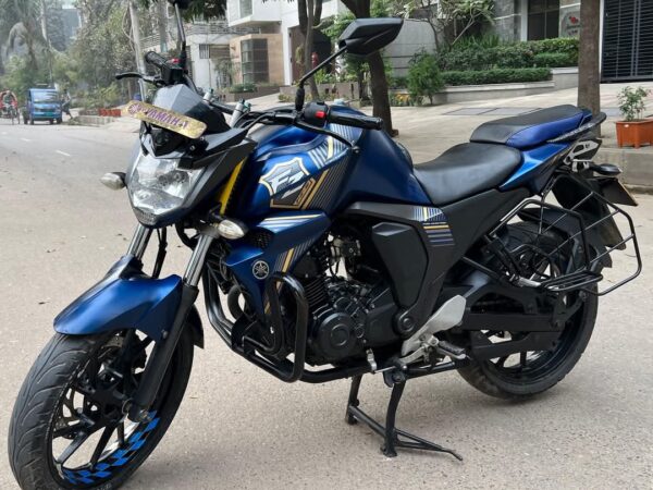 Yamaha Fzs V2 Fi Double Disc Motorcycle For Sale at Uttara House Building in Dhaka.