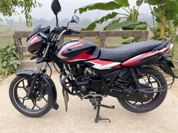 Bajaj Discover 125cc Motorcycle For Sale at Sadar Tangail in Dhaka.