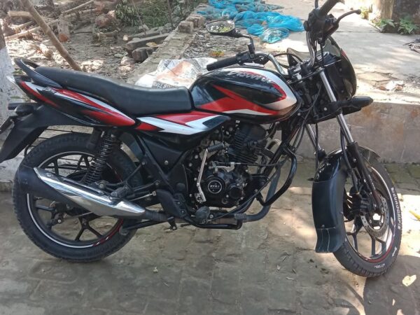 Bajaj Discover 125cc Motorcycle For Sale at Kalihati, Tangail in Dhaka.