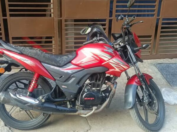 Honda SP Shine 125cc SD Motorcycle For Sale at Nikunjo -2 Khilkhet in Dhaka.