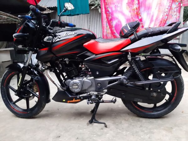 Bajaj Pulsar 150cc Single Disc Motorcycle For Sale at Modhupur, Tangail in Dhaka.