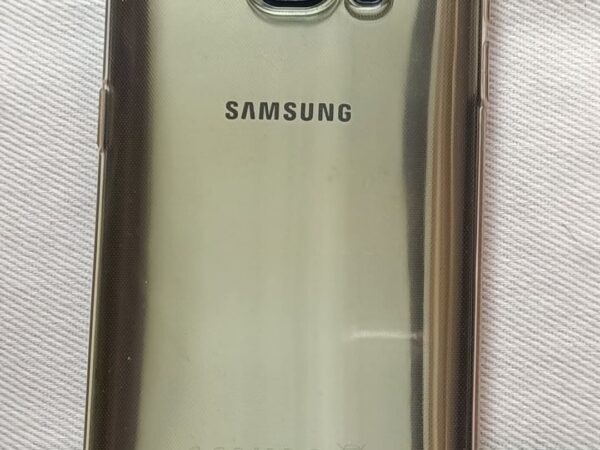 Samsung Galaxy S7 Mobile Phone For Sale at Banani in Dhaka.