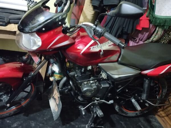 Bajaj Discover 125cc Motorcycle For Sale at Gopalpur Tangail in Dhaka.